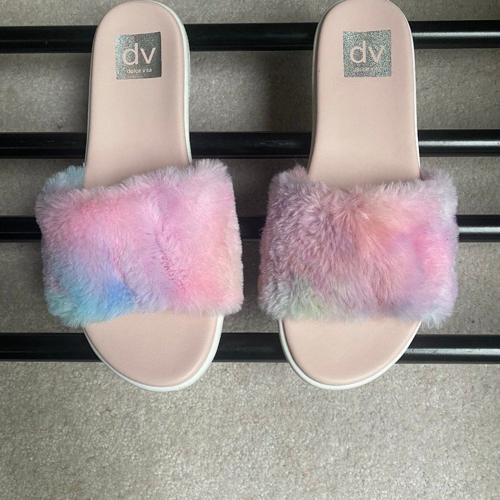 DOLCE VITA Women Jinah Plush Sandals - NEW NWOB